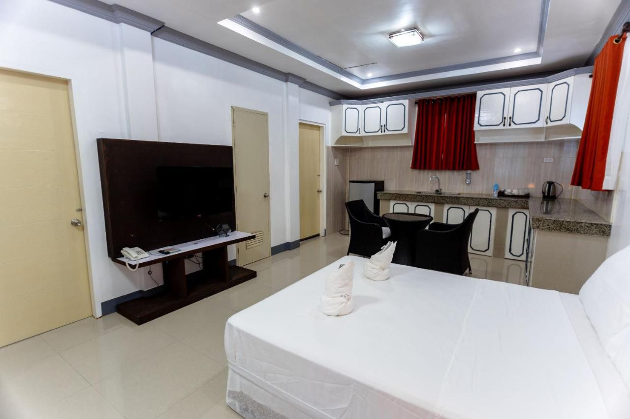 Madison Garden And Residences Panglao Exterior foto